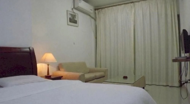 Haikou Jinyuan Garden Villa Guesthouse, Book Villa Sommerhuse i Haikou, Hytte