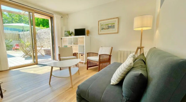 300 m Plage et Centre Ville - Parking Privatif et Gratuit sur Place - Terrasse Bois, Rezerwuj Apartament Larmor-Plage 