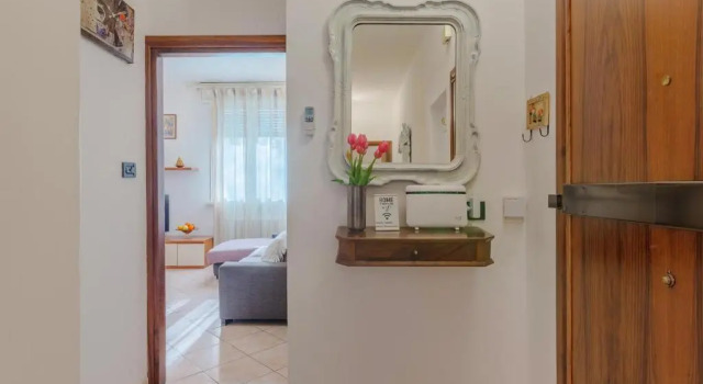 Ferrara Quiet and Roomy Apartment with Balcony, Забронировать Апартаменты/квартира Апартаменты Феррара, рядом с Cathedral Museum of Ferrara, Апартаменты/квартира