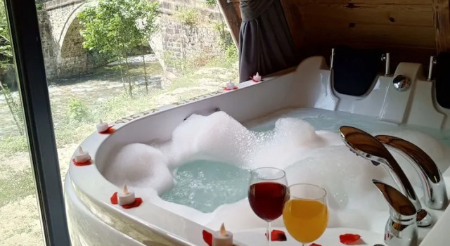 Бунгало Deluxe Villa Rihtim Bungalov