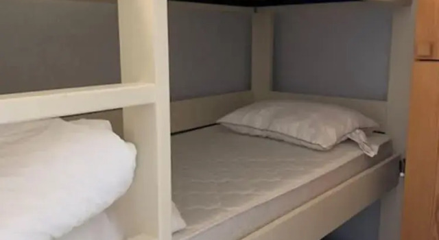 Nautillus 304, Rezerwuj Apartament Hotele w Bruksela z parkingiem, Parking