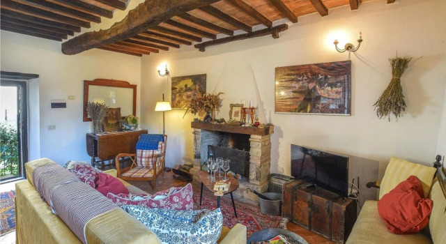 Casa Iris, Varaa Hotelli Todi Umbria
