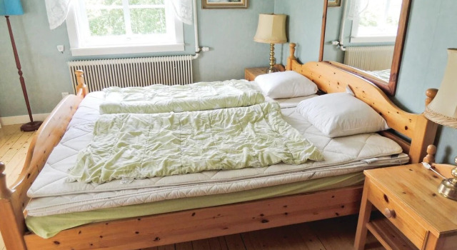 Beautiful Home in Vittaryd With 4 Bedrooms, Book Hotel Vittaryd 