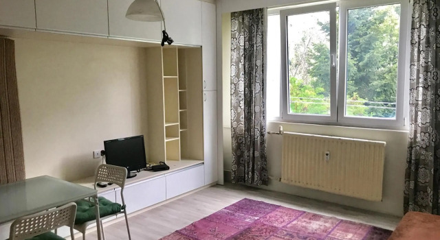Modern Studio 20 Meters from Mladost 1 Metro Station, Varaa Hotelli Mladost 