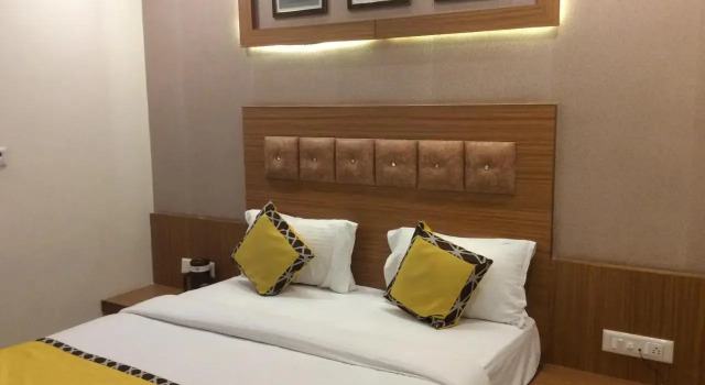 Hotel RK Palace, Rezervovat Hotel Hotely v Gujarat s parkováním, Parkování