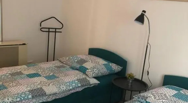 Kelemen Apartman Nagykanizsa, Book Lejlighed Hoteller i Western Transdanubia med parkering, Parkering