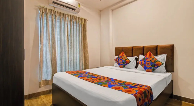 Номер Deluxe Fabhotel 85 The Seven Wonders