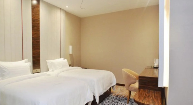 Lavande Hotel Nanjin Shuiximen Mochou Lake Garden