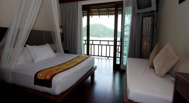 Gem Island Resort & Spa, Book Ferieresort Hoteller i Marang med pool, Swimmingpool