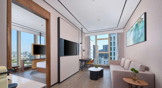 Полулюкс Hilton Garden Inn Hangzhou Xixi Zijingang