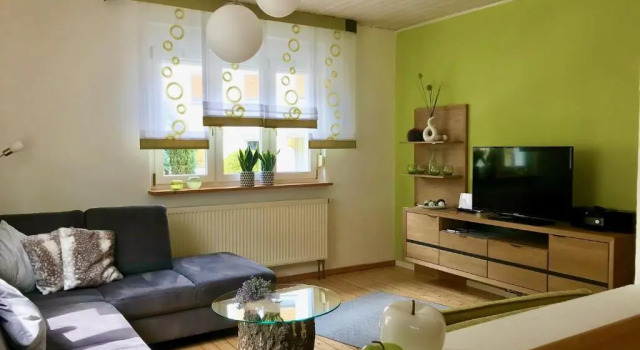 Апартаменты c 1 комнатой Ferienhaus an der Rodach