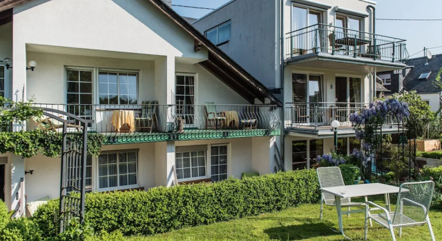 Ferienresidenz Brauneberger Hof, Prenota Hotel Kues Renania-Palatinato