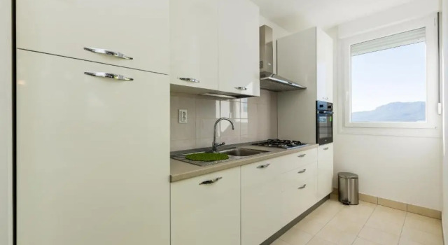 Апартаменты Sky Split Apartment