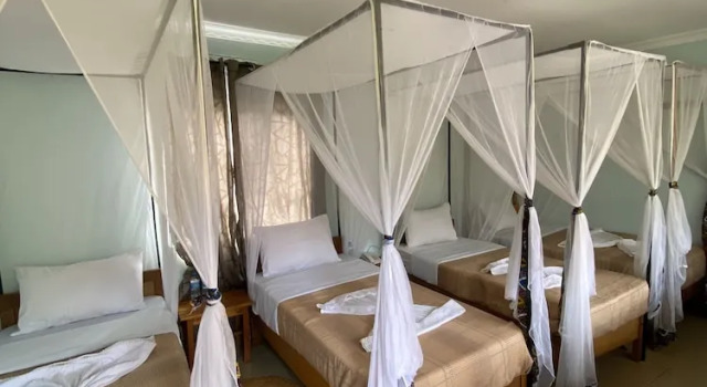 Трёхместный номер Standard Patamu Restaurants Lodge & Safaris