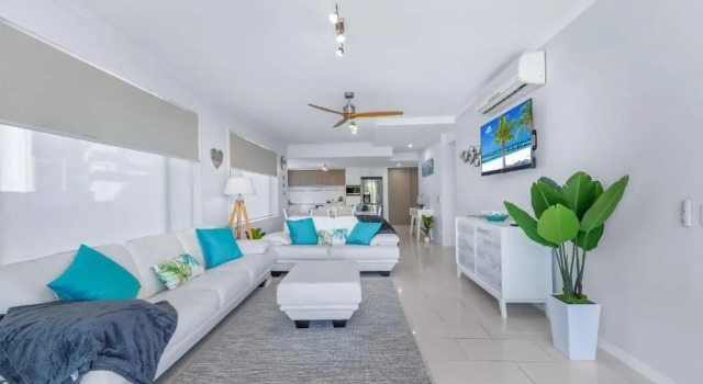Апартаменты Deluxe с балконом и с видом на океан Airlie Summit Apartments