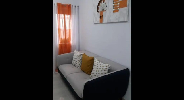 Large Superior 3 bedroom Apartment 15 Bathroom two Balconies full Aircondition, Забронировать Апартаменты/квартира Аликанте Памплона, рядом с Puerto Deportivo