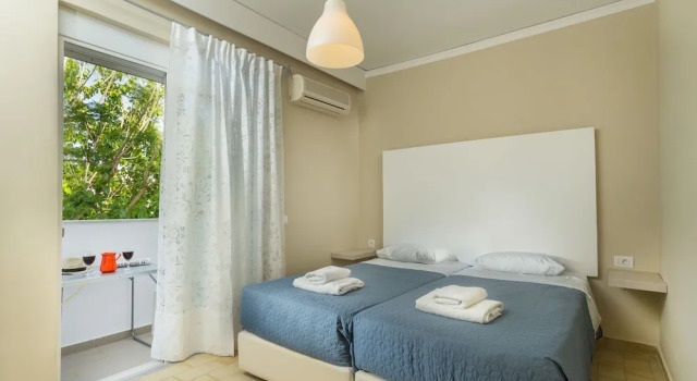 Семейные апартаменты с балконом Lefka Hotel & Apartments