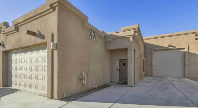 1 Mi to Lake: Airy Home w/ Patio in Lake Havasu!, Забронировать Апартаменты/квартира Лейк-Хавасу-Сити штат Аризона