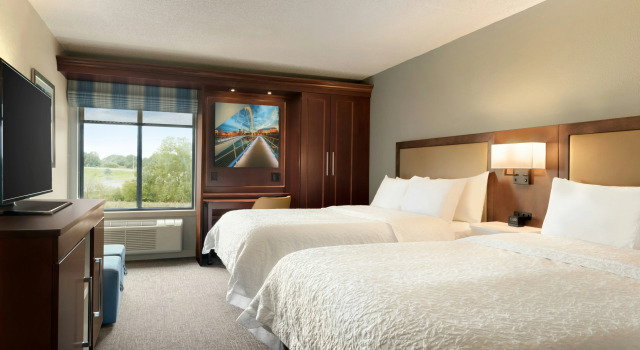 Hampton Inn West Des Moines Lake Drive