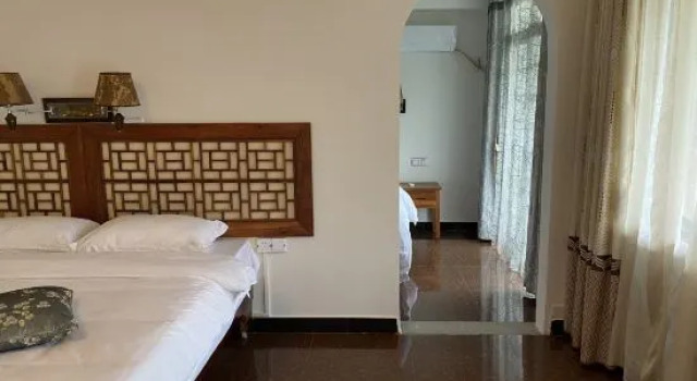 Номер Standard с балконом и с видом на сад Riverside Retreat Hotel