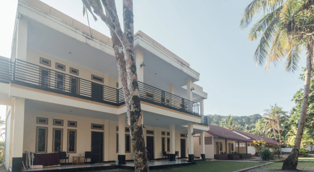OYO 3716 Dijobi, Prenota Hotel Lukluk Indonesia