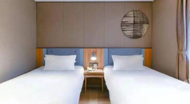 Ru Jia · Neo (Urumqi Xinjiang Medical University Branch), Book Hotel Hotels in Xinjiang with Parking, Parking