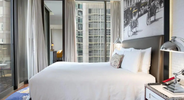 Двухместный номер на верхнем этаже Standard с балконом Hotel Indigo Bangkok Wireless Road by IHG