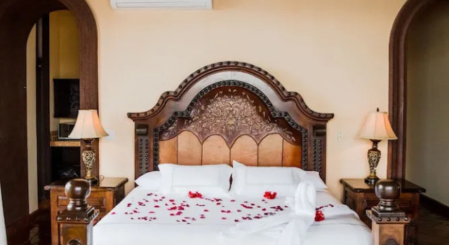 Номер Luxury Hacienda Cerritos