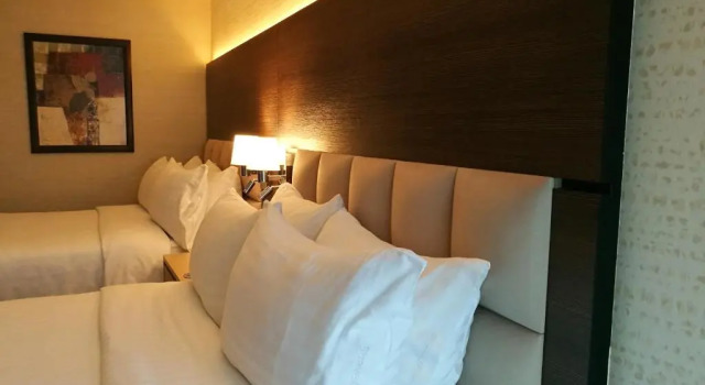 Четырёхместный номер Standard с балконом Holiday Inn Guatemala by IHG