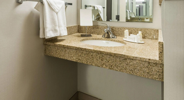 Двухместный номер Standard Courtyard by Marriott Danbury