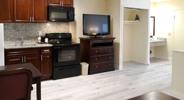 Четырёхместный люкс Quality Inn & Suites El Cajon San Diego East