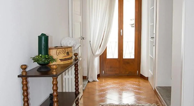 Stylish Lake Maggiore Apartment With Lake Views, Wifi, Buchen Sie Ferienwohnung Maccagno Lago Maggiore