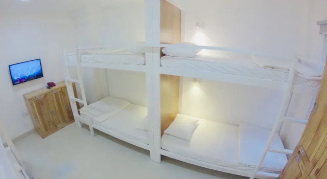 Кровать в общем номере Phan Anh Hotel - Bui Vien Walking Street