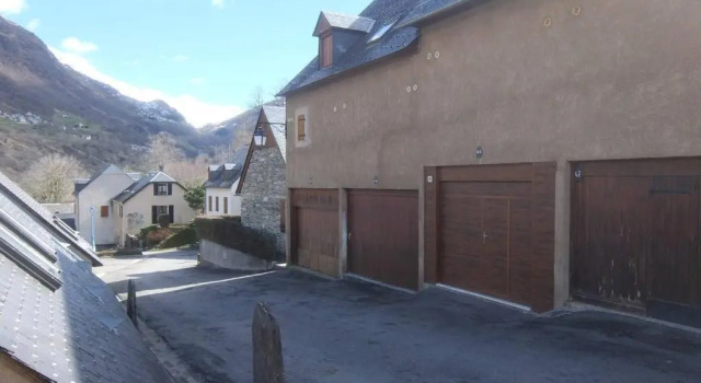 Chalet cosy avec garage et vues, 3 niveaux, 6 pers, proche Luz, animaux admis - FR-1-402-54, Забронировать Шале Viella Pyrenees National Park