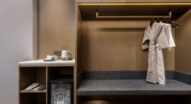 Люкс Wanda Moments Hotel, Aksu Airport