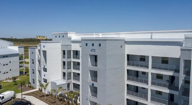 Gorgeous Two Bedroom Apt Close to Disney 306 4721 Storey Lake Resort, Rezerwuj Ośrodek wypoczynkowy Kissimmee Kissimmee