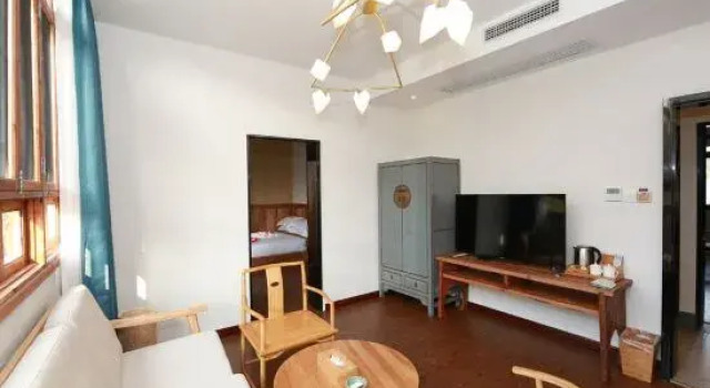Taohuayuan Hotel