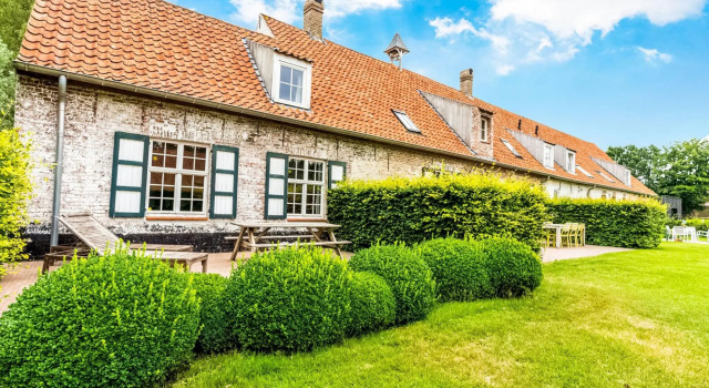 Historic Farmhouse Middle of Polder Landscape, Rezerwuj Hotel Hotele w Bruksela z parkingiem, Parking