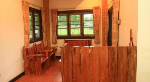 Pawlaw Resorts, Varaa Hotelli Hotellit North-Eastern Thailand pysäköinnillä, Pysäköinti