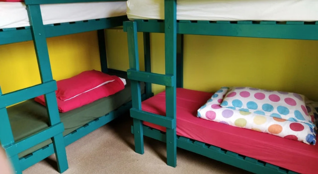 Четырёхместный номер Standard c 1 комнатой Portree Independent Hostel