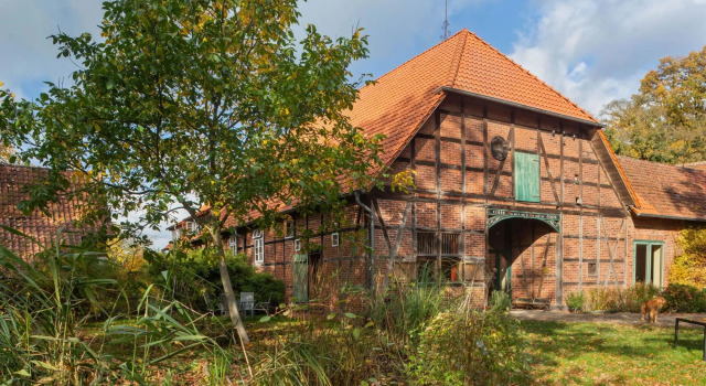 Bauernhaus nahe Langlingen Badesee, Забронировать Фермерский дом Хоне Люнебургская пустошь