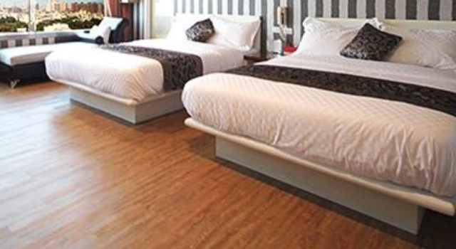 Номер Comfort Ya Tai Hotel