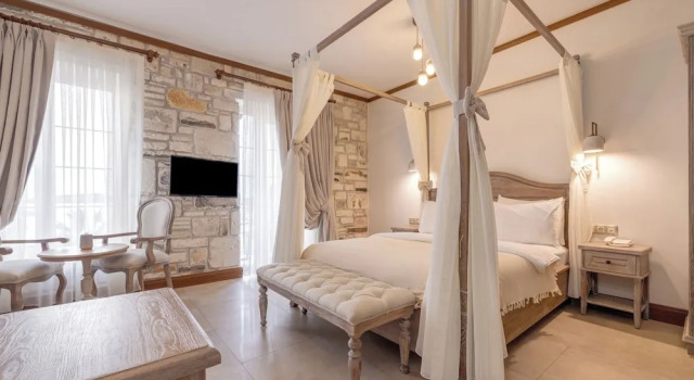 Люкс с видом на море Navalia Hotel