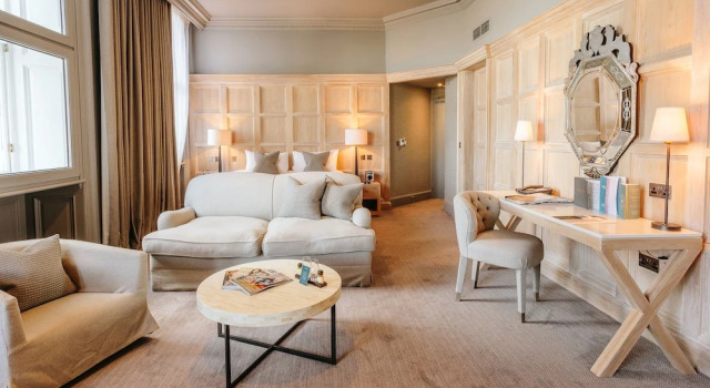 Двухместный номер Feature с видом на город The Scotsman Hotel