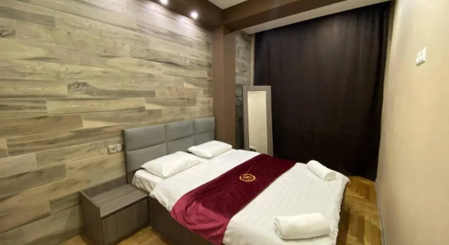 Superior Apartment on Kostava, Забронировать Апартаменты/квартира Вера Тбилиси, рядом с Tеатр имени Марджанишвили