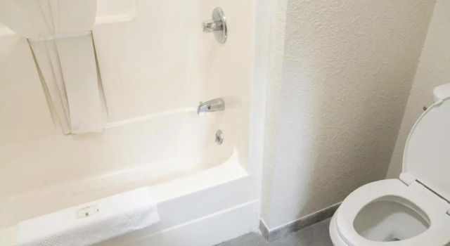 Номер Standard Quality Inn Seymour I-65