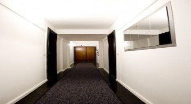 Bed  Breakfast BB360