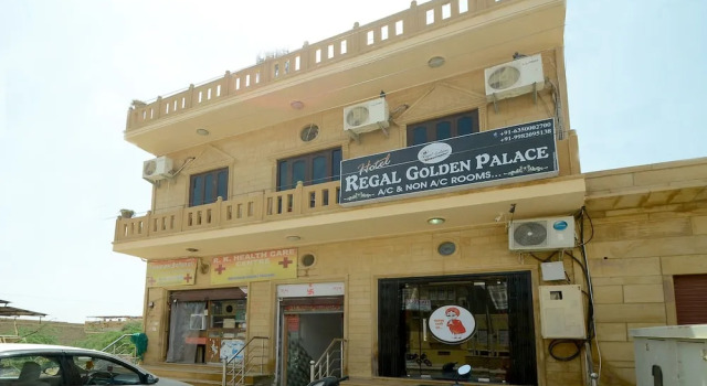 OYO 18506 Regal Golden Palace, Забронировать Отель Отели штата Раджастхана с завтраком, Завтраки