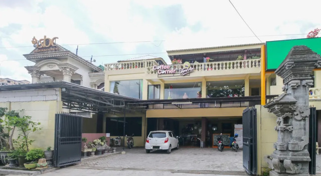 Airy Eco Syariah  Manunggal Kebonsari Blok B 9 Surabaya, Prenota Hotel Hotel a Surabaya con parcheggio, Parcheggio