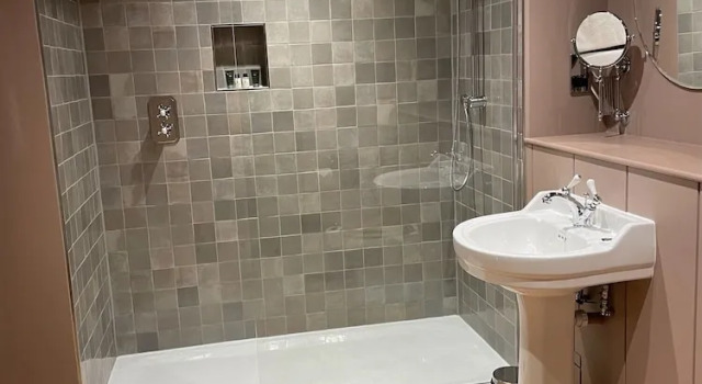 Номер Deluxe Holbrook Manor & Spa